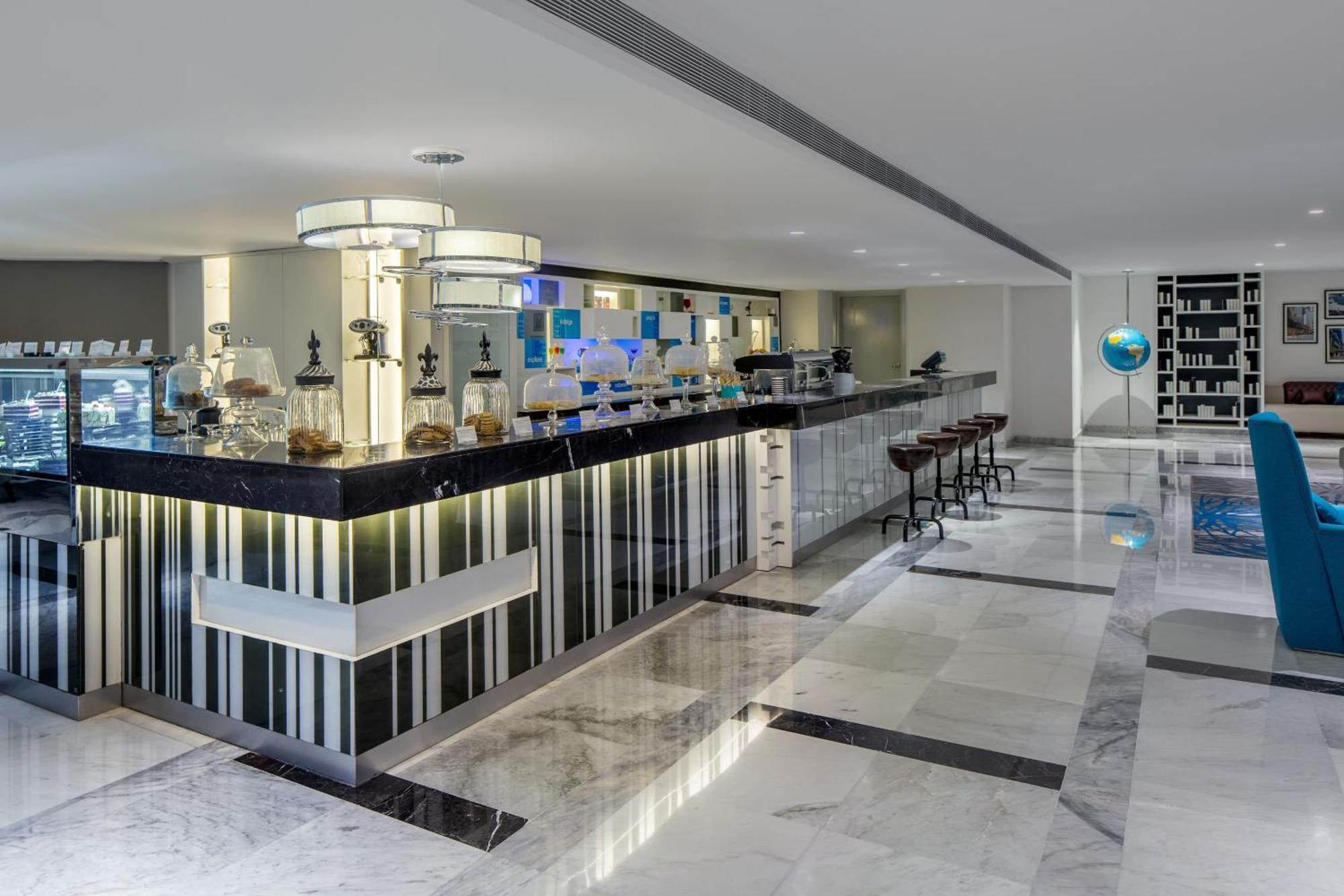 Le Meridien Dhaka Luaran gambar