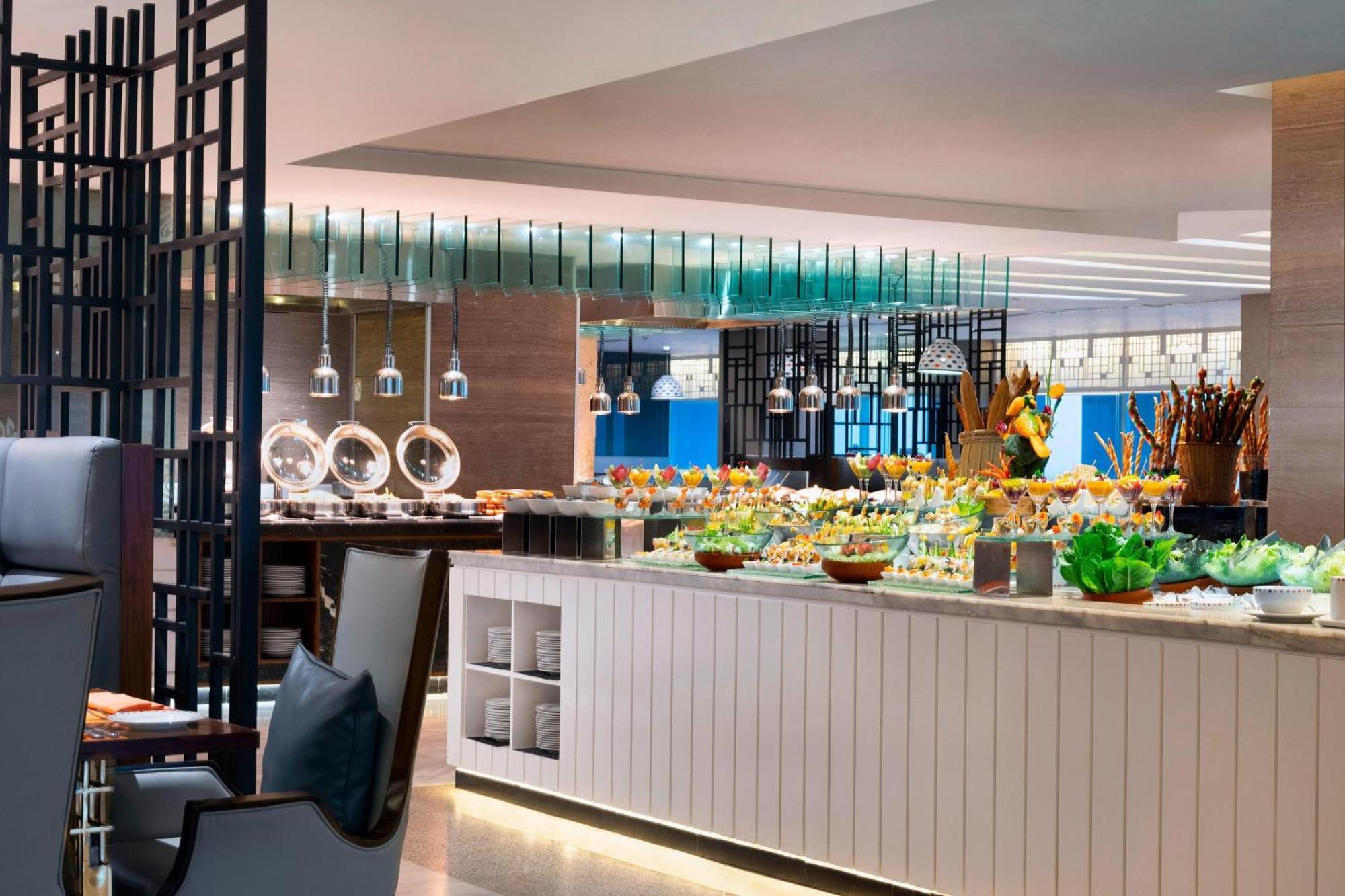 Le Meridien Dhaka Luaran gambar